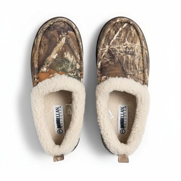 NEW Magellan Outdoors Boys' Realtree Edge Slippers - Picture 2 of 5